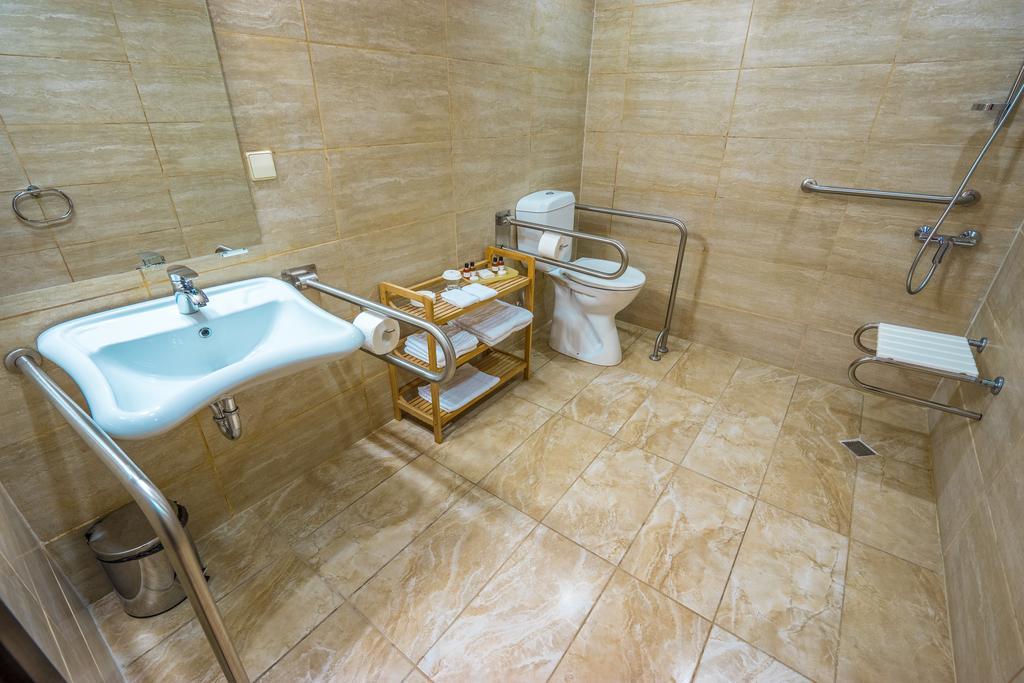 Hotel Lomsia Ахалціхе Екстер'єр фото